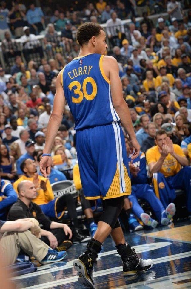 详细阅读:爱游戏链接-布宜诺斯艾利斯独立防守体系调整,力求守住关键战局的简单介绍 爱游戏链接-布宜诺斯艾利斯独立防守体系调整,力求守住关键战局的简单介绍