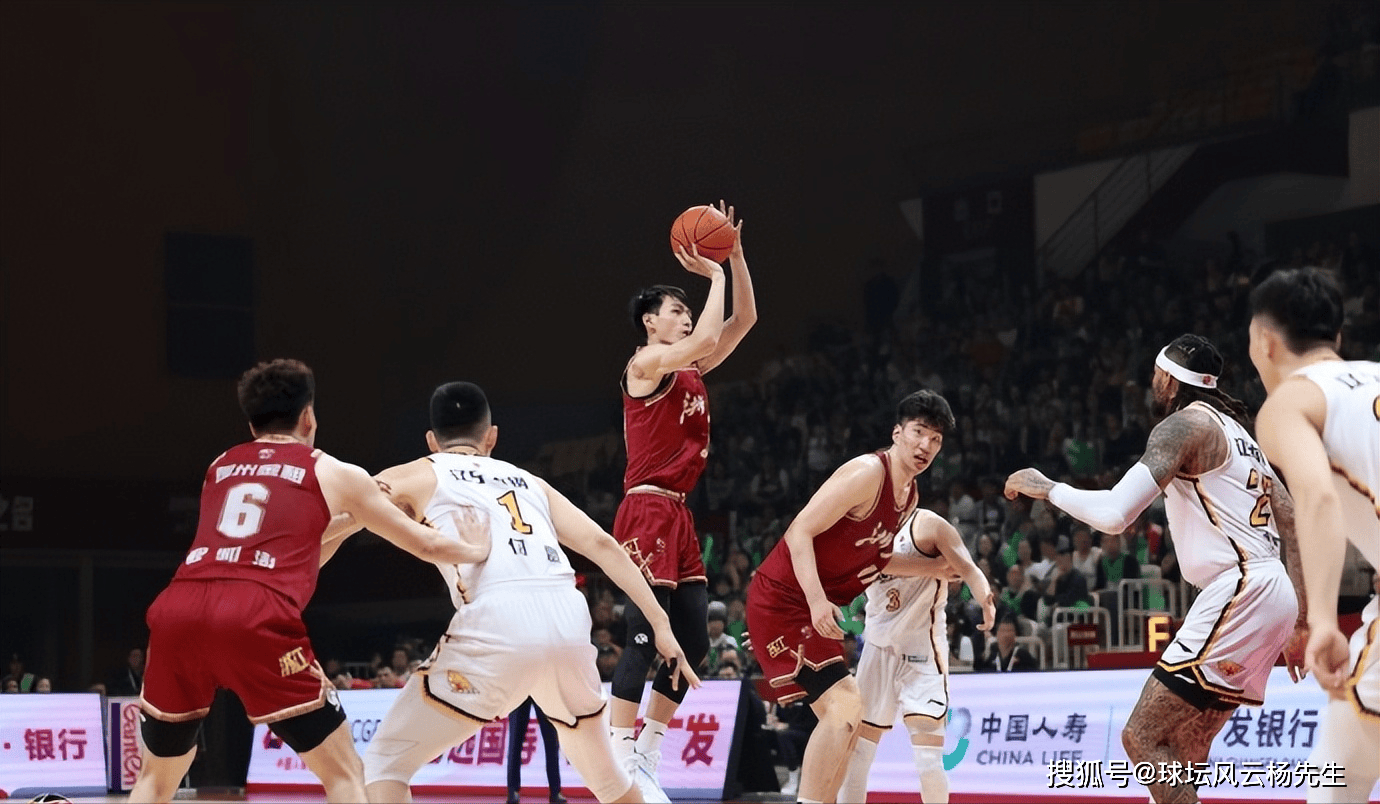 爱游戏网页版-包含辽宁队成为本场最大亮点，全国篮球锦标赛瞬间破防，爆冷的词条