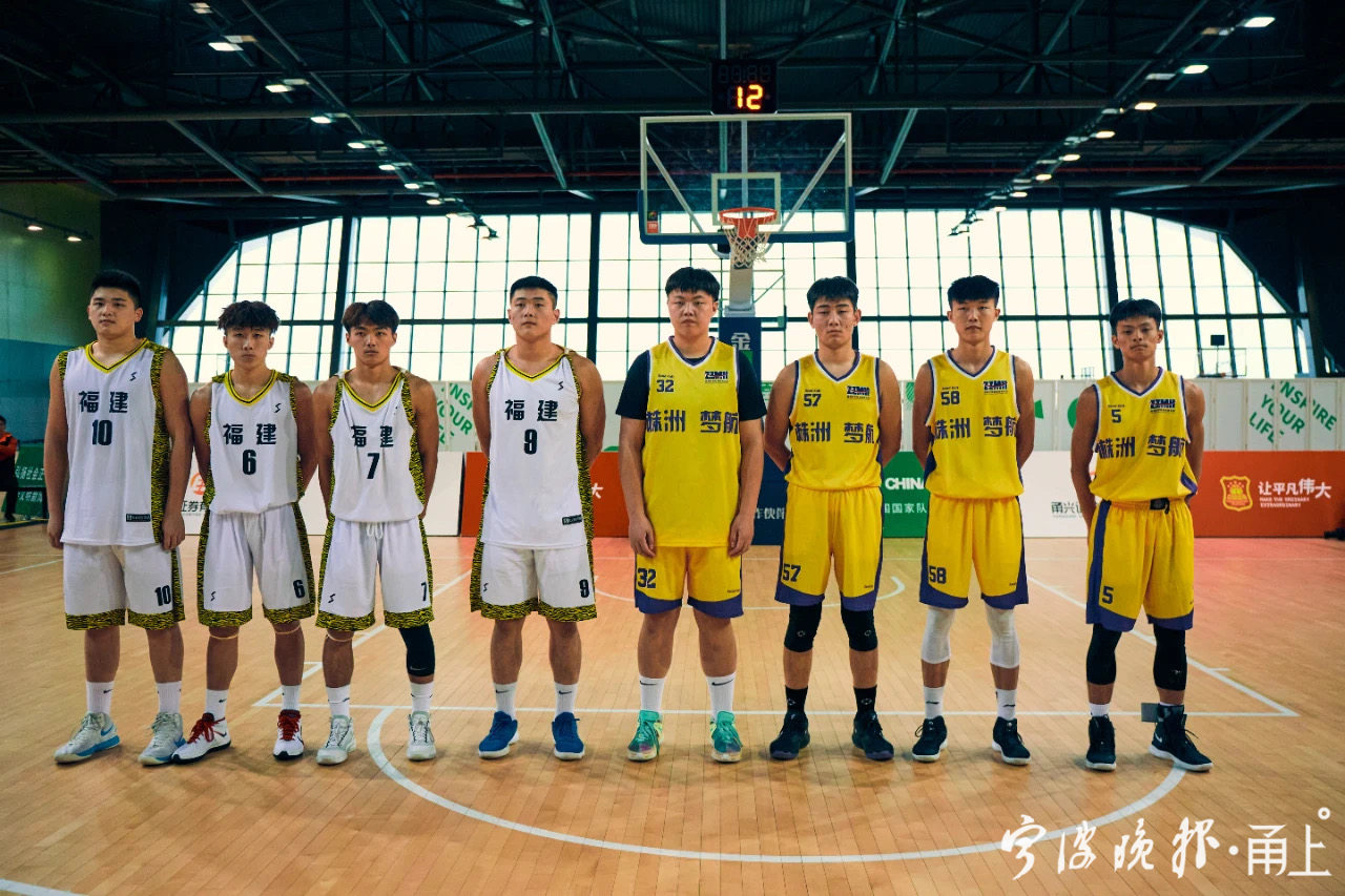 爱游戏网页版-上海队全场碾压全国篮球锦标赛,如同剧本杀再现,团战的简单介绍