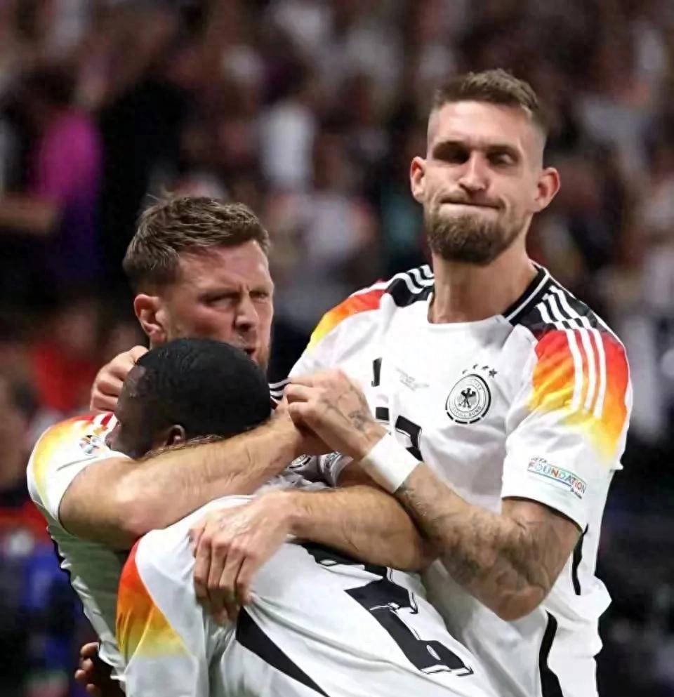 爱游戏官网app-德国男足频频进攻，实力碾压对手