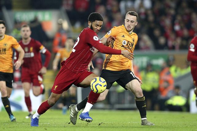 爱游戏平台-包含沃特福德主场逼平狼队,保住不败战绩的词条