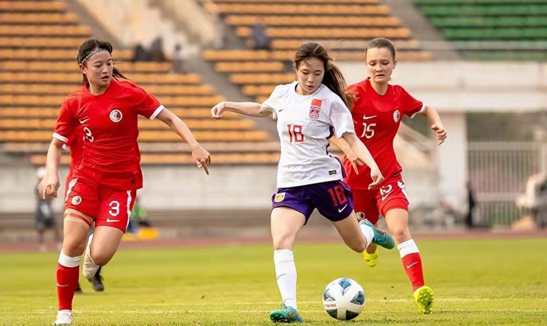 爱游戏平台-包含中国女足遭遇危机,教练人事调整引网友热议的词条