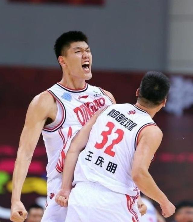 爱游戏登录-磅礴壮丽的比赛场面,CBA联赛永不熄灭的热情的简单介绍