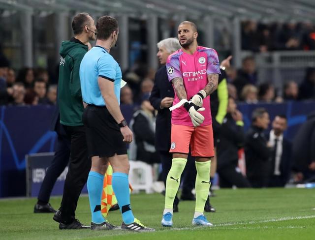 爱游戏活动-乌克兰门将在欧洲冠军联赛中抵挡火力压力的简单介绍