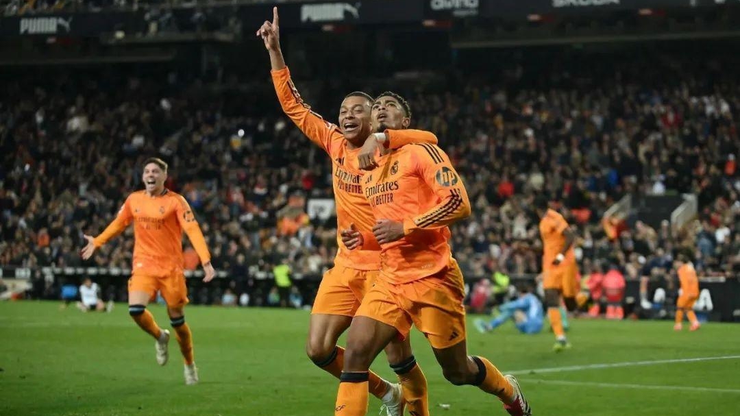 爱游戏app下载地址-包含尤文图斯客场击败瓦伦西亚成绩喜人的词条