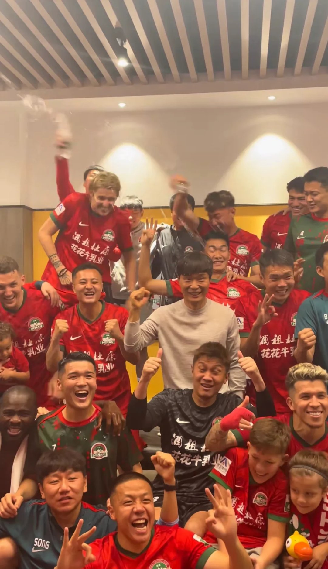 爱游戏官网入口-河南队获得关键胜利,士气高涨备战下一场比赛的简单介绍