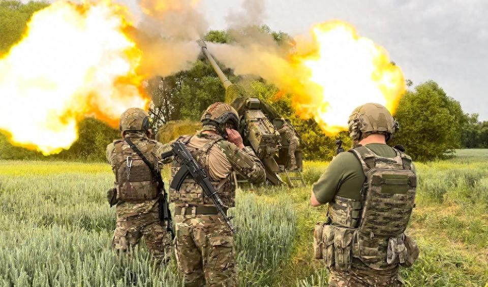 爱游戏新闻-乌克兰力战波兰，决胜时刻不畏挑战