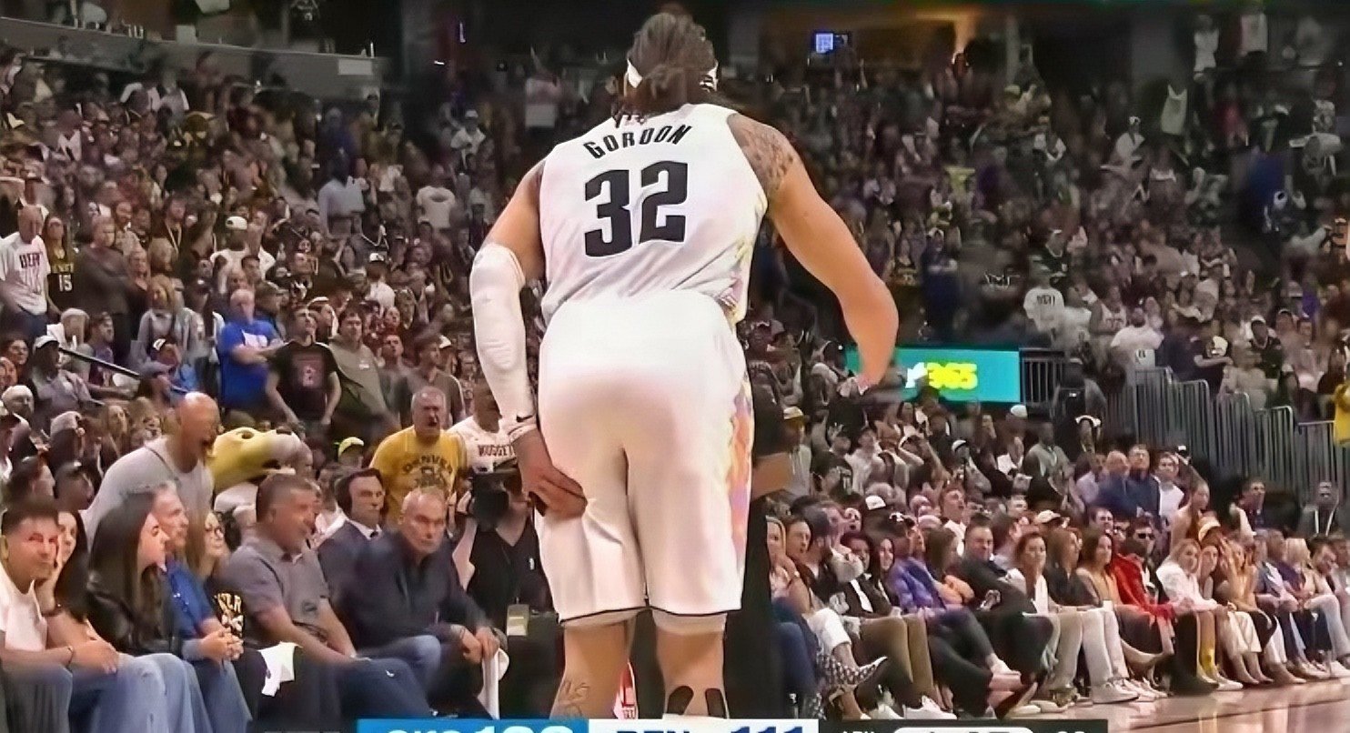 爱游戏投注-开拓者负于掘金，遭遇三连败