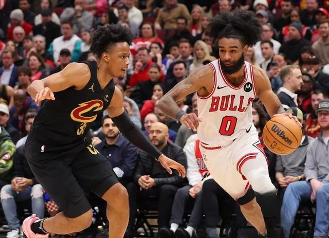 爱游戏网页版-爵士惊险逆转公牛,赢得胜利