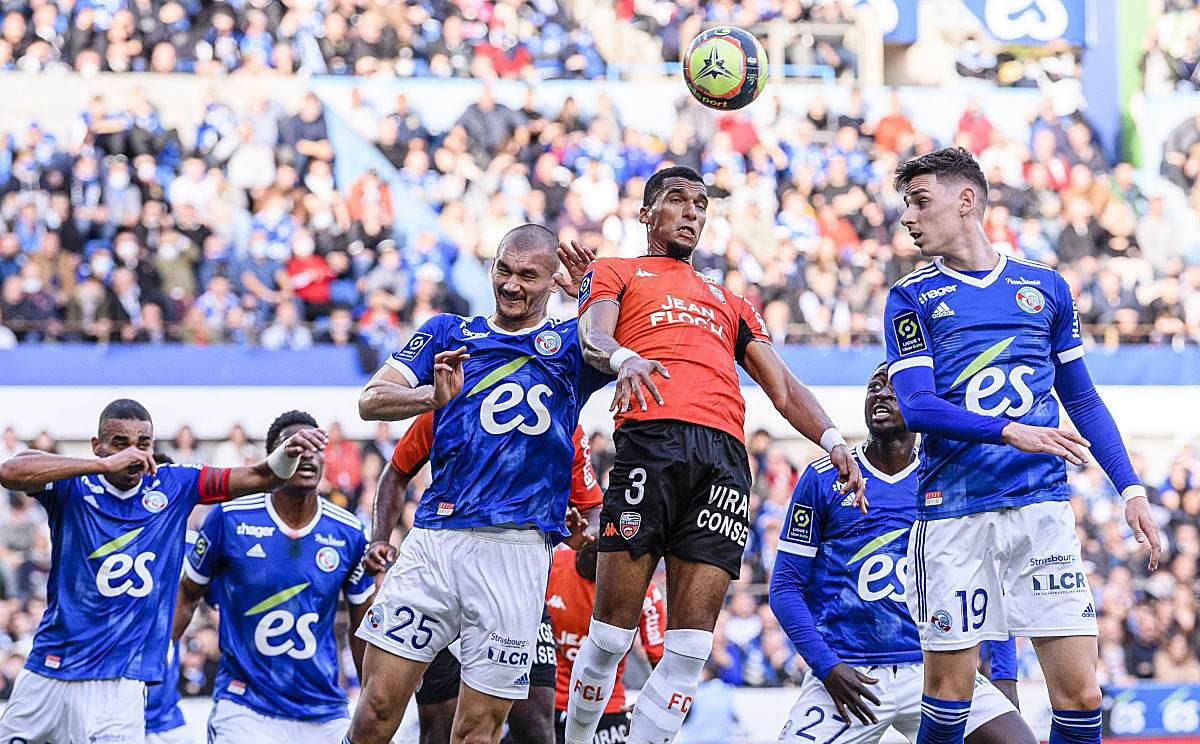 爱游戏登录入口-洛里昂队员状态火爆，完美击败对手